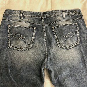 Silver Jeans Suki Capri Women's Size 24 Blue Denim Med Wash Jeans Crop